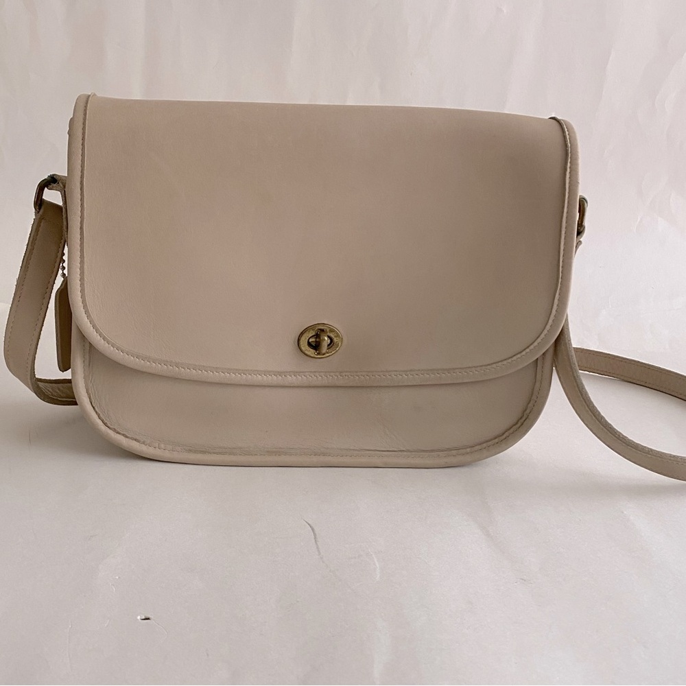 Vintage Coach City Bag in Bone